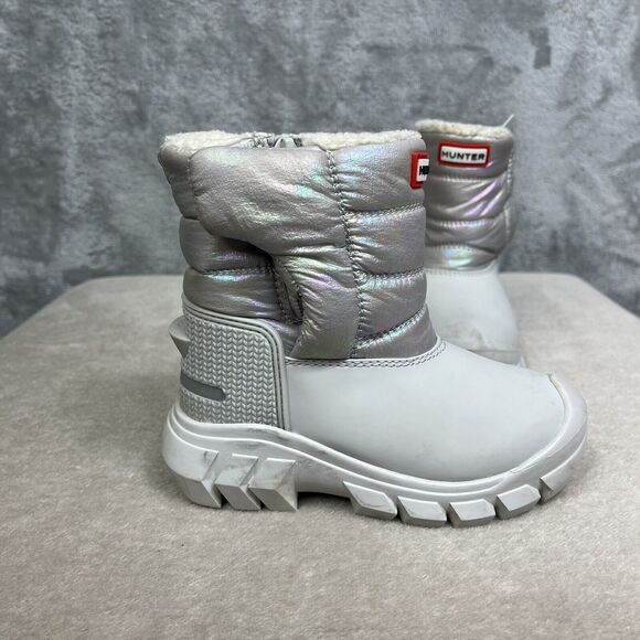 Hunter Kids Boots in Silver and White - Picture 8 of 15